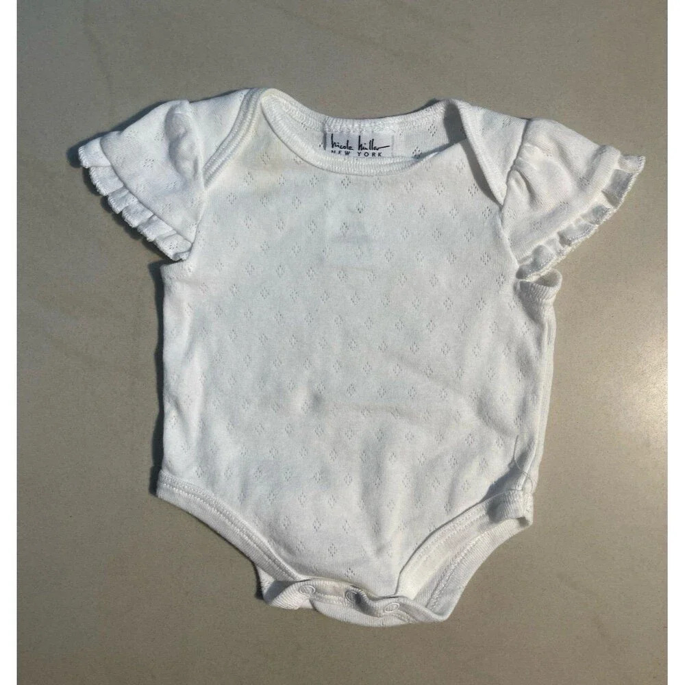Nicole Miller White Top For Girls Size 0/3 Months